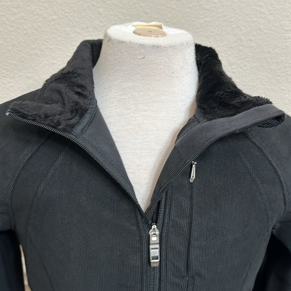 Spyder FRESH AIR NOVELTY SOFTSHELL JACKET - Blk Cord - Picture 9 of 16